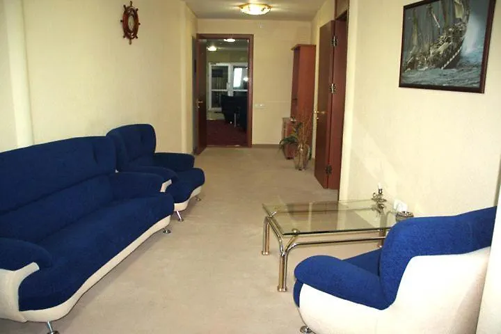 Bed & Breakfast Yacht Club Bed and Breakfast Hokmeli
