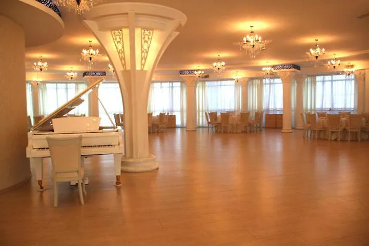 Yacht Club Bed and Breakfast Hokmeli 4*,  Azerbajdzjan